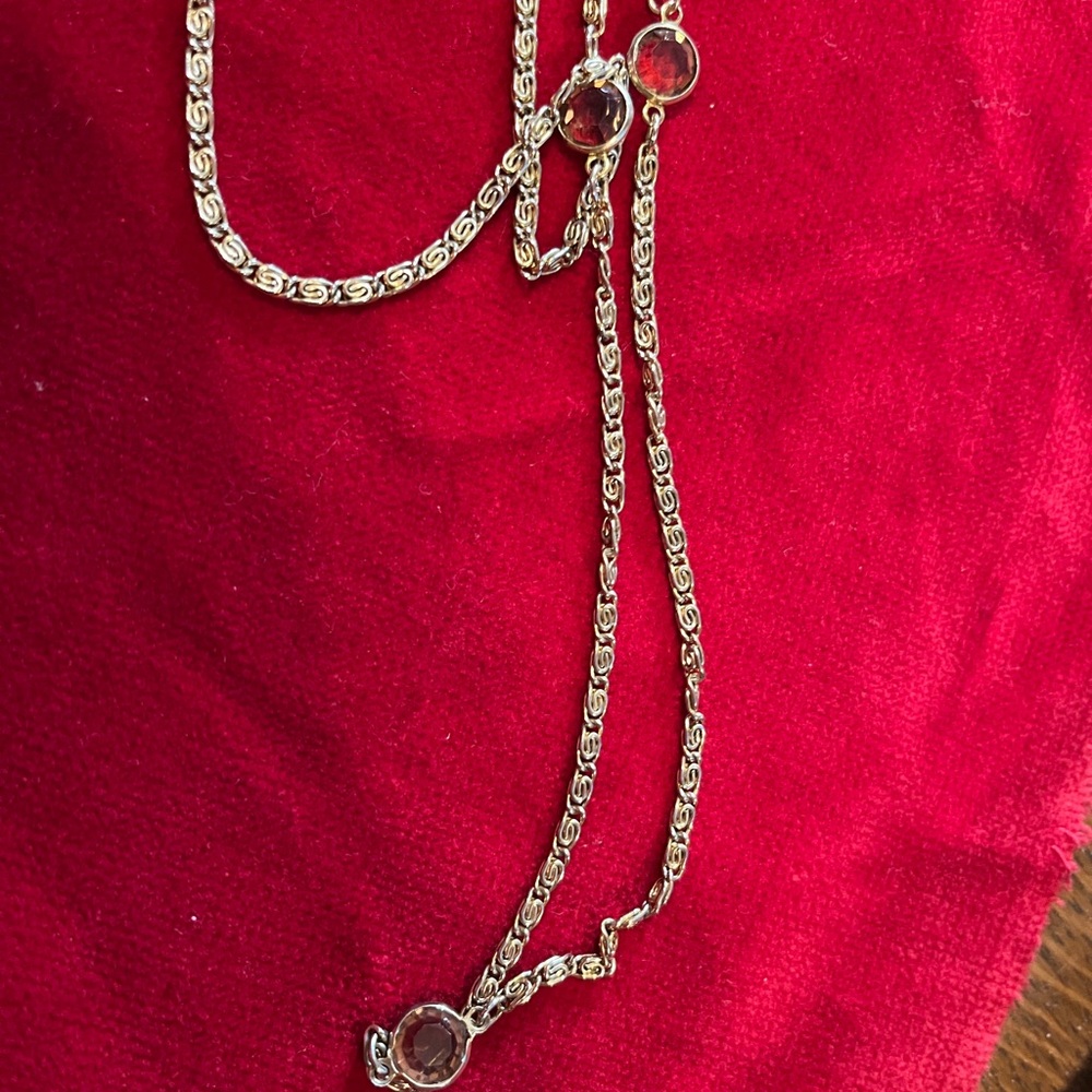 Vintage “Goldette” Elegant Layered Necklace - Picture 5 of 5